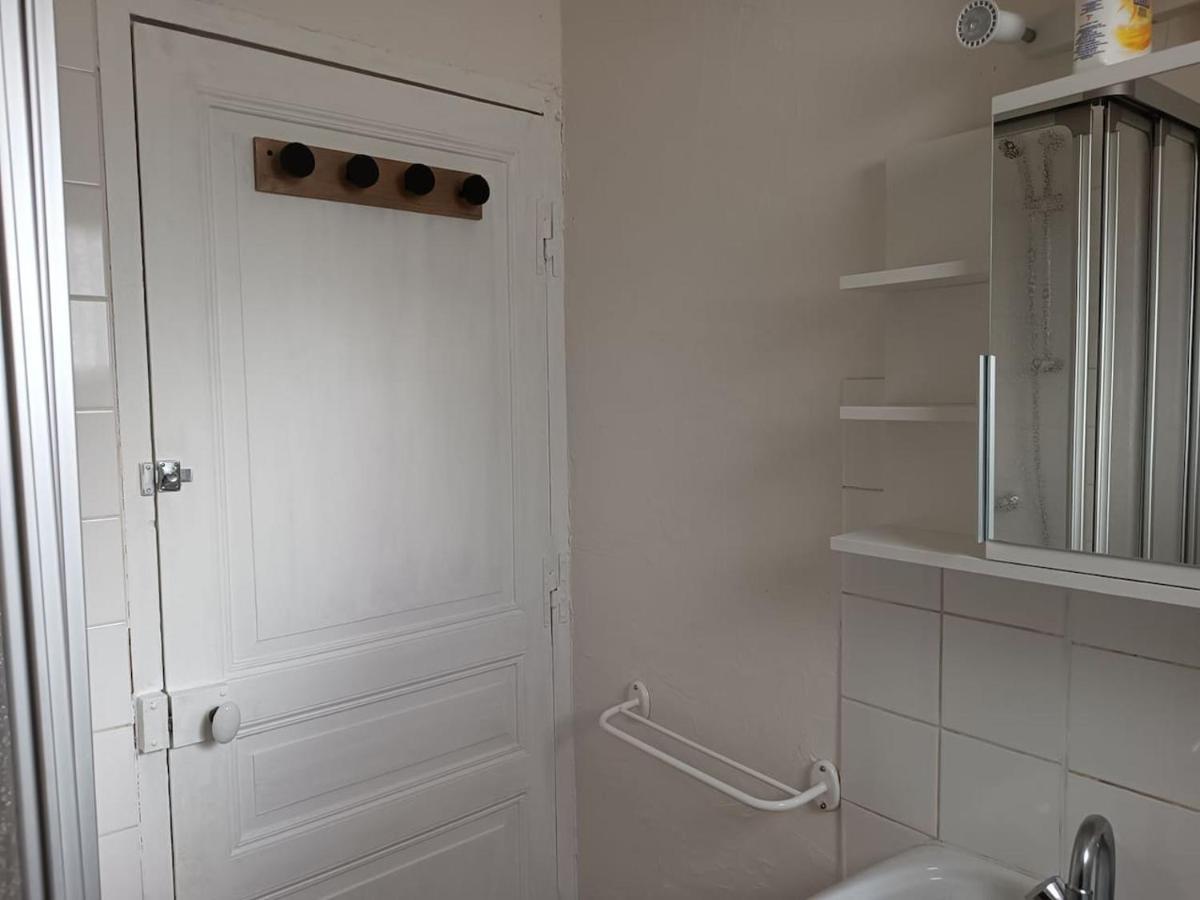 Maison Avec Jardin Исудун Екстериор снимка