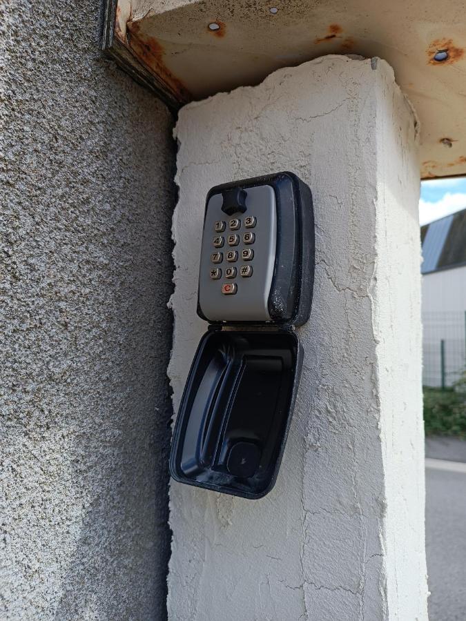 Maison Avec Jardin Исудун Екстериор снимка