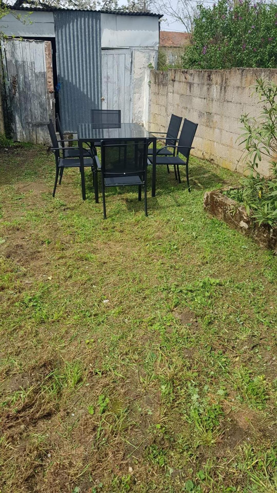 Maison Avec Jardin Исудун Екстериор снимка